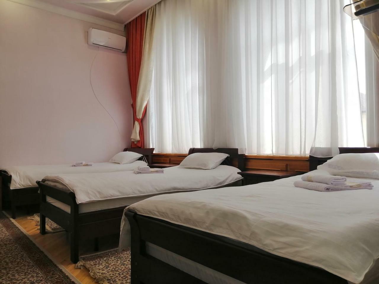 Rakat Hostel Ташкент Екстериор снимка
